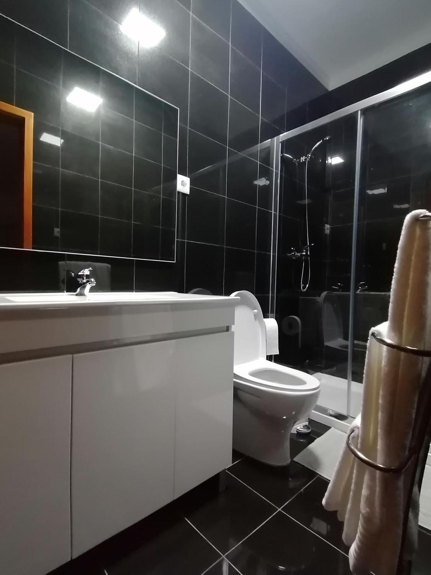 Marco de Canavezes Hostel Encostas Do Douro חדר תמונה